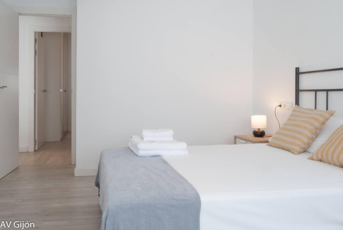 Av Premio Real 13 Apartment *